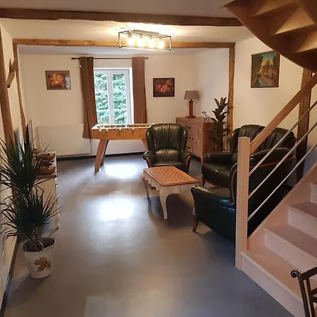 Апартаменты Le Moulin De La Goutelle