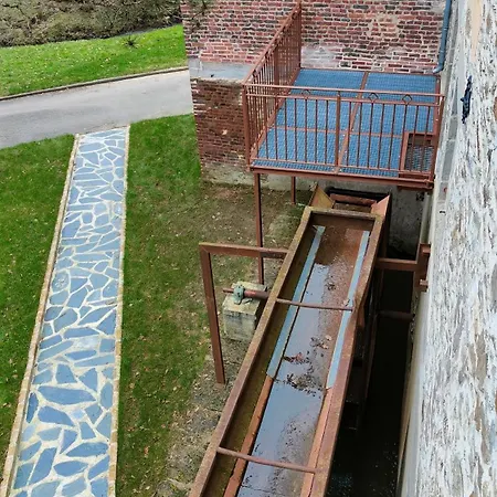 Le Moulin De La Goutelle Апартаменты *